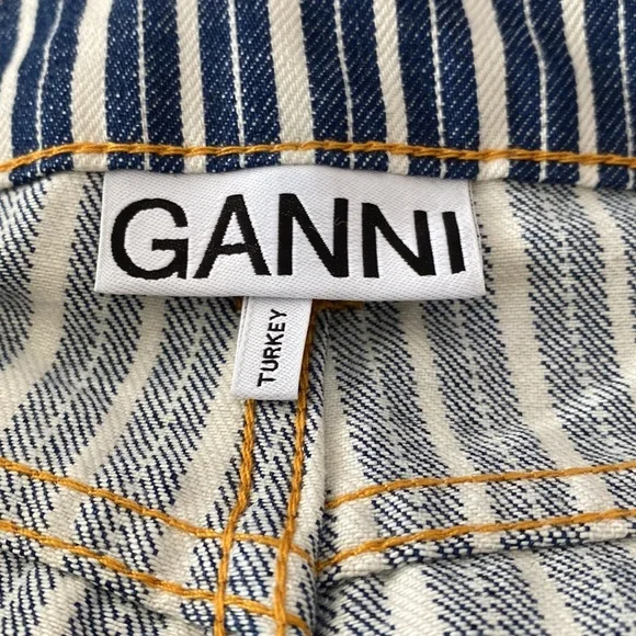 ❌SOLD❌NWOT Ganni Mixed Stripe Dark Indigo Denim Buster Top & Shorts Set💙🤍💙 - Picture 13 of 16
